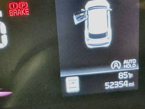 Used 2024 Kia Sportage EX FWD image 14