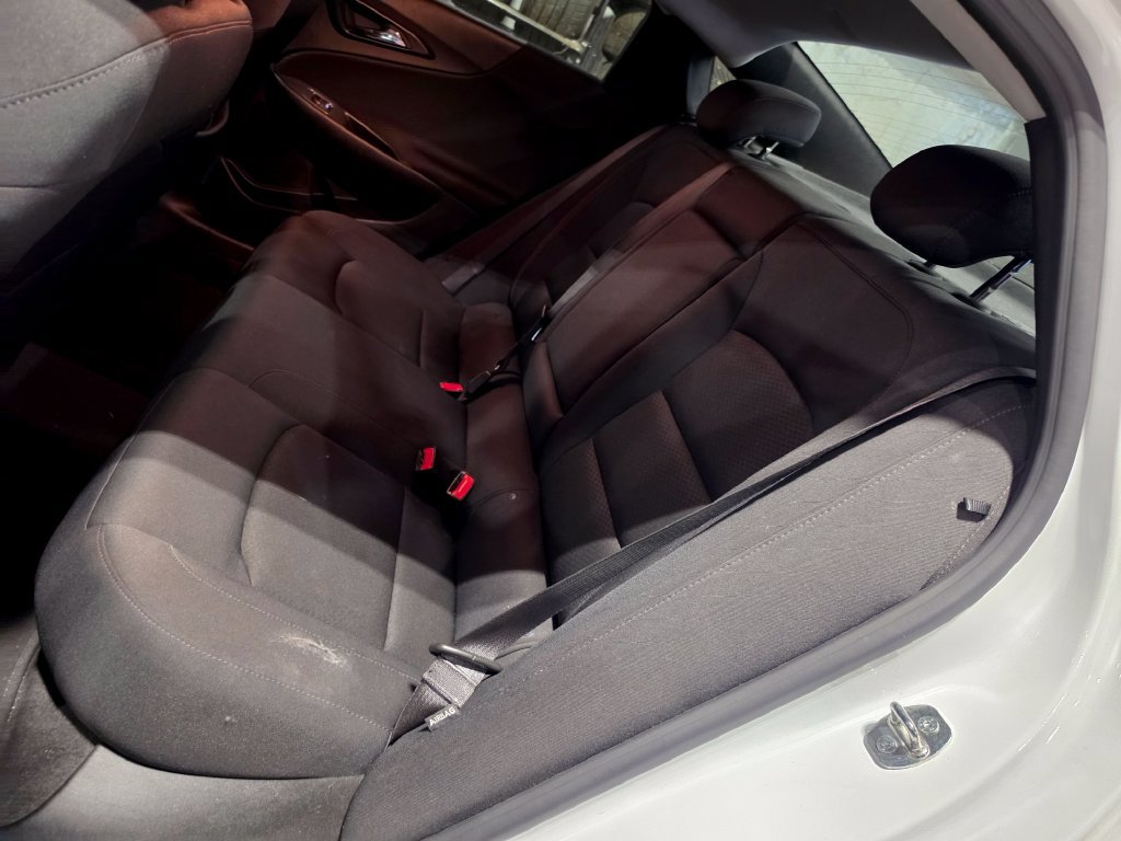 Used 2024 Chevrolet Malibu LT FWD image 7