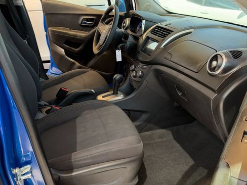 Used 2015 Chevrolet Trax LS FWD image 10
