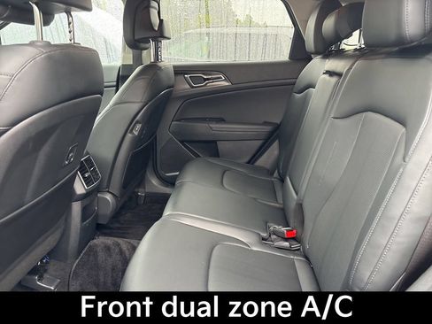 Certified 2026 Kia Sportage EX FWD image 15
