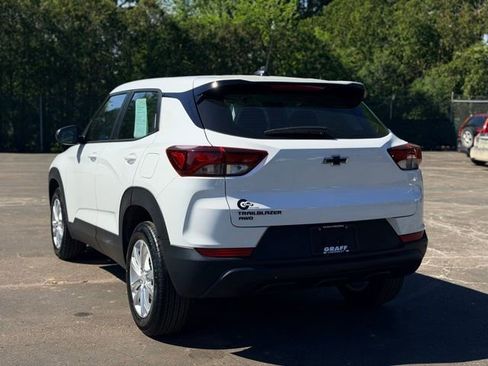 Used 2022 Chevrolet TrailBlazer LS AWD/4WD image 5