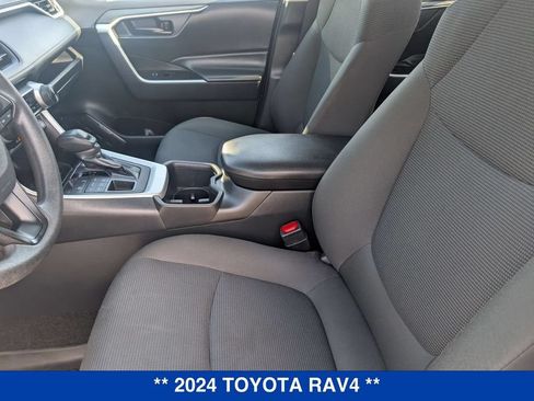 Used 2024 Toyota RAV4 LE AWD/4WD image 14