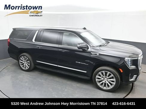 Used 2021 GMC Yukon XL Denali AWD/4WD image 1