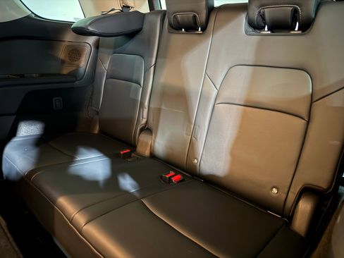 Used 2023 Nissan Pathfinder Platinum w/ Cargo Package image 38