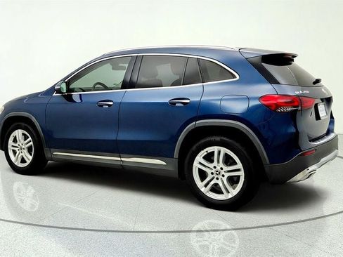 Used 2021 Mercedes-Benz GLA 250 4MATIC w/ Premium Package image 7
