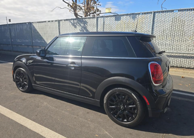 Used 2023 MINI Cooper 2-Door Hardtop FWD image 6