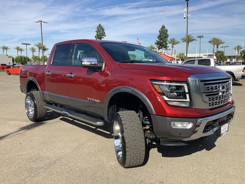 Used 2023 Nissan Titan Platinum Reserve w/ Moonroof Package AWD/4WD image 3