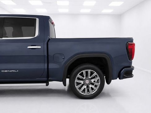 Used 2024 GMC Sierra 1500 Denali w/ Denali Reserve Package AWD/4WD image 9