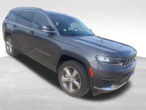 Used 2021 Jeep Grand Cherokee L Limited AWD/4WD image 9