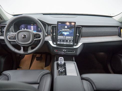 New 2026 Volvo XC90 T8 Ultra w/ Protection Package image 27