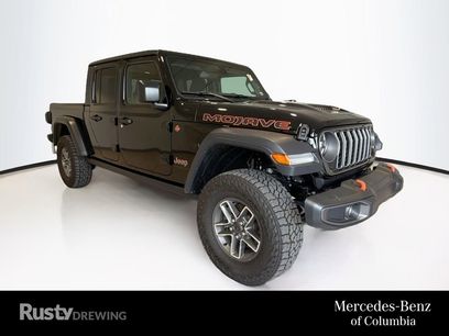 Used 2025 Jeep Gladiator Mojave w/ Convenience Group