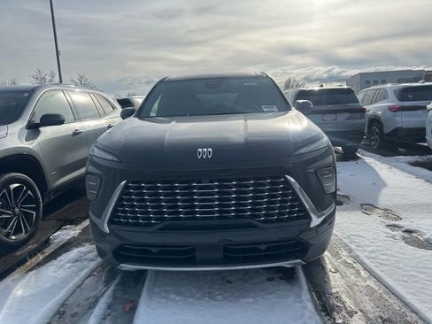 New 2026 Buick Enclave Avenir w/ Super Cruise Package image 2