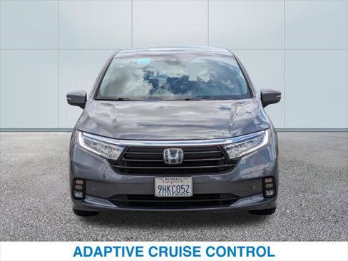 Certified 2023 Honda Odyssey Touring image 3