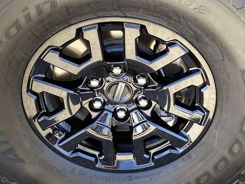 Used 2022 Ford Bronco Raptor AWD/4WD image 32