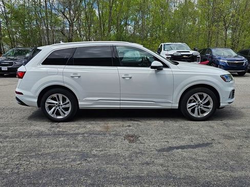 Used 2024 Audi Q7 3.0T Premium Plus image 3
