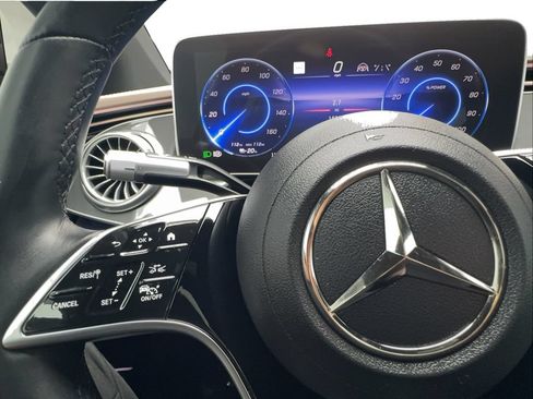 Used 2023 Mercedes-Benz EQS 450+ Sedan image 42