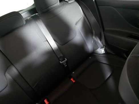 Used 2019 Jeep Renegade Altitude w/ Quick Order Package 2XM image 14