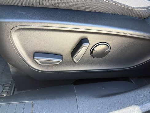 Used 2022 Ford Escape SE w/ Convenience Package FWD image 14