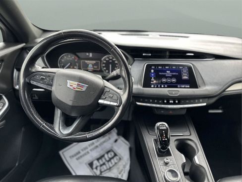 Used 2020 Cadillac XT4 Premium Luxury FWD image 11