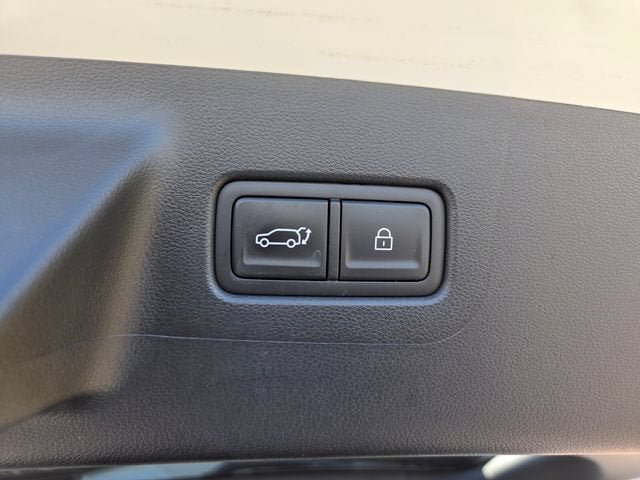 Used 2025 Hyundai Santa Fe XRT AWD/4WD image 17