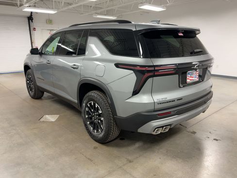 New 2026 Chevrolet Traverse Z71 w/ Driver Confidence Package image 3