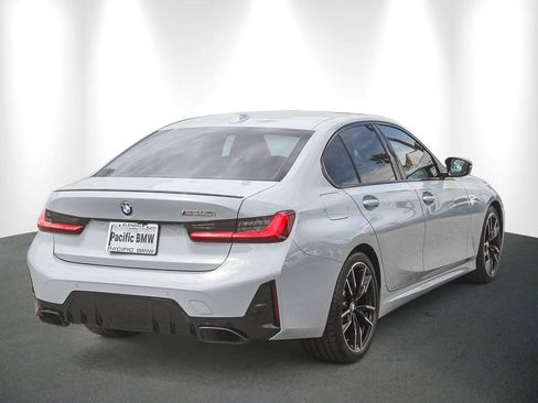 Used 2023 BMW M340i RWD image 6