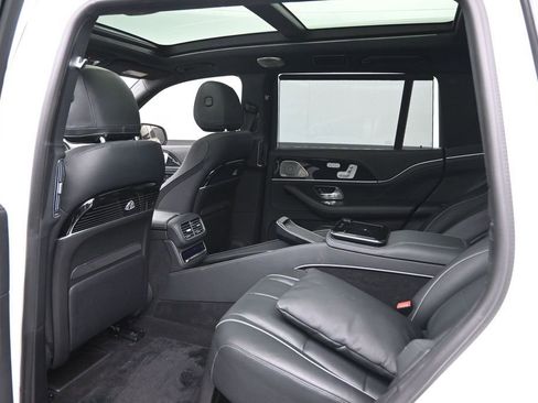 Used 2023 Mercedes-Benz Maybach GLS 600 4MATIC image 27