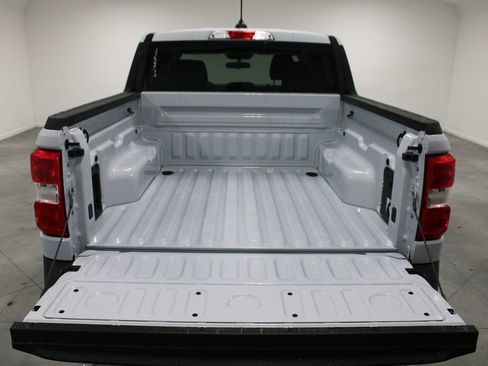 New 2025 Ford Maverick XLT w/ XLT Luxury Package image 17