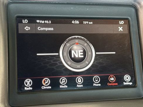 Used 2019 Dodge Challenger SXT RWD image 21