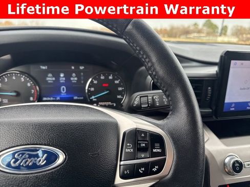 Used 2024 Ford Explorer XLT w/ Equipment Group 202A image 12
