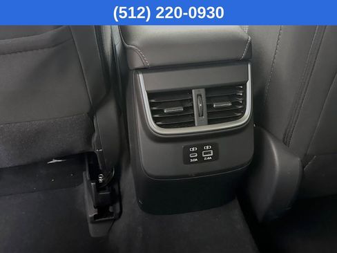 Certified 2025 Subaru Outback Premium image 29