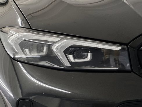 Used 2023 BMW 330e w/ M Sport Package RWD image 10