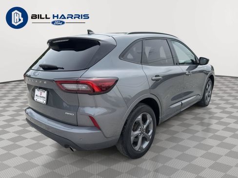Used 2023 Ford Escape ST-Line w/ Tech Pack #1 AWD/4WD image 5
