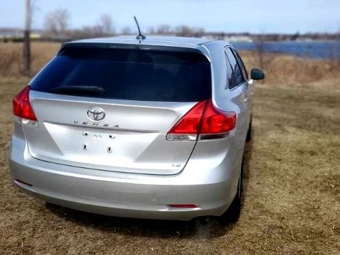 Used 2012 Toyota Venza LE image 8