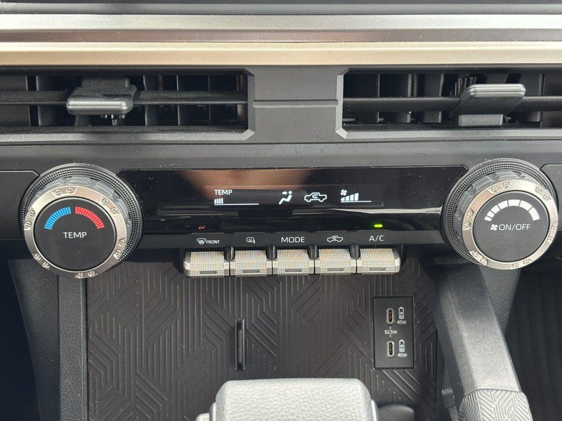 Used 2025 Toyota Tacoma SR5 AWD/4WD image 24