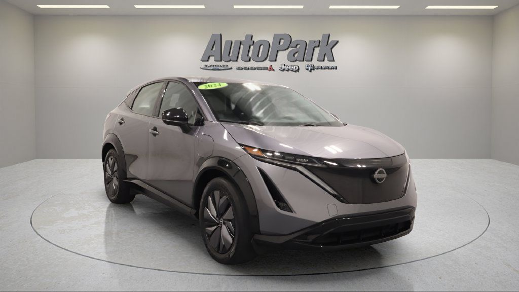 Used 2024 Nissan Ariya AWD image 2