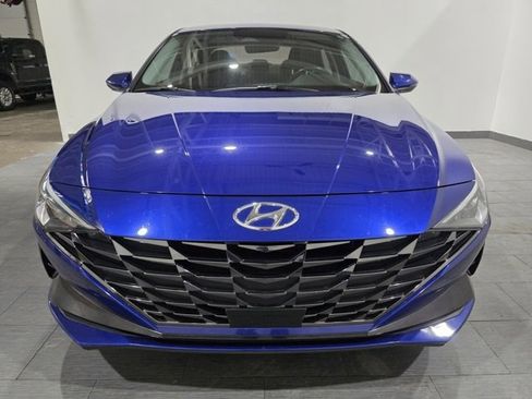 Used 2022 Hyundai Elantra SEL w/ Convenience + Premium Package image 8
