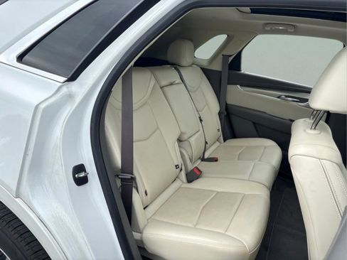 Used 2023 Cadillac XT5 Premium Luxury w/ Technology Package FWD image 31