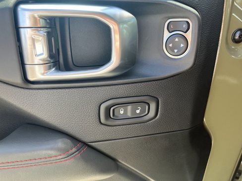 New 2026 Jeep Wrangler Unlimited Rubicon image 18