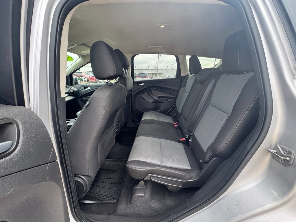 Used 2017 Ford Escape SE FWD image 21