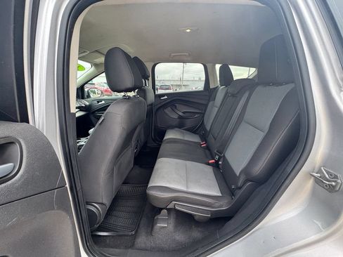 Used 2017 Ford Escape SE FWD image 21