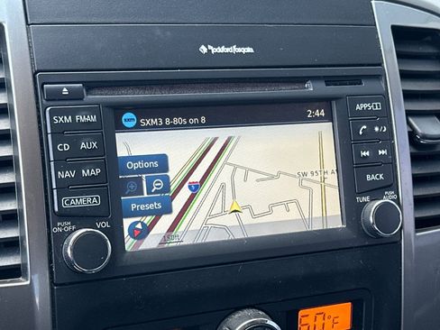 Used 2019 Nissan Frontier SL AWD/4WD image 17