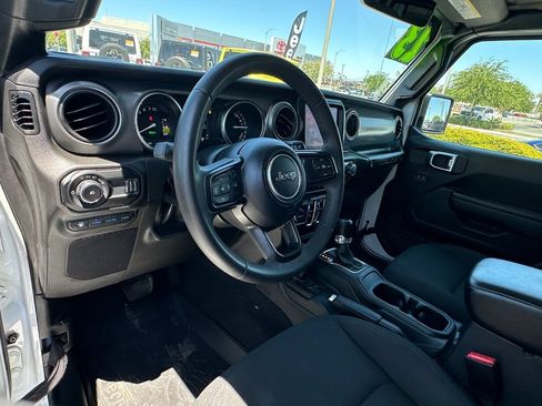 Used 2023 Jeep Wrangler Unlimited w/ 8.4" Radio Group AWD/4WD image 22