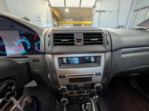Used 2011 Ford Fusion SEL w/ 301A Rapid Spec Order Code FWD image 32