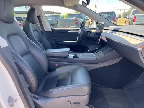 Used 2023 Tesla Model Y Long Range AWD/4WD image 14