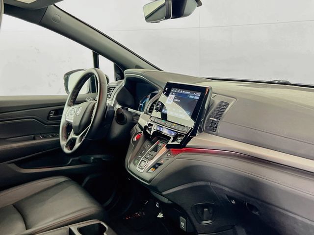 Certified 2024 Honda Odyssey Sport image 20