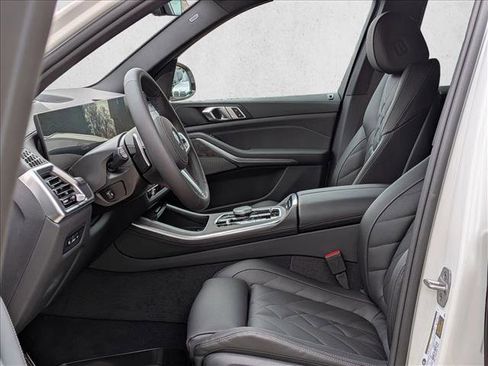 New 2026 BMW X5 xDrive50e w/ M Sport Package image 4