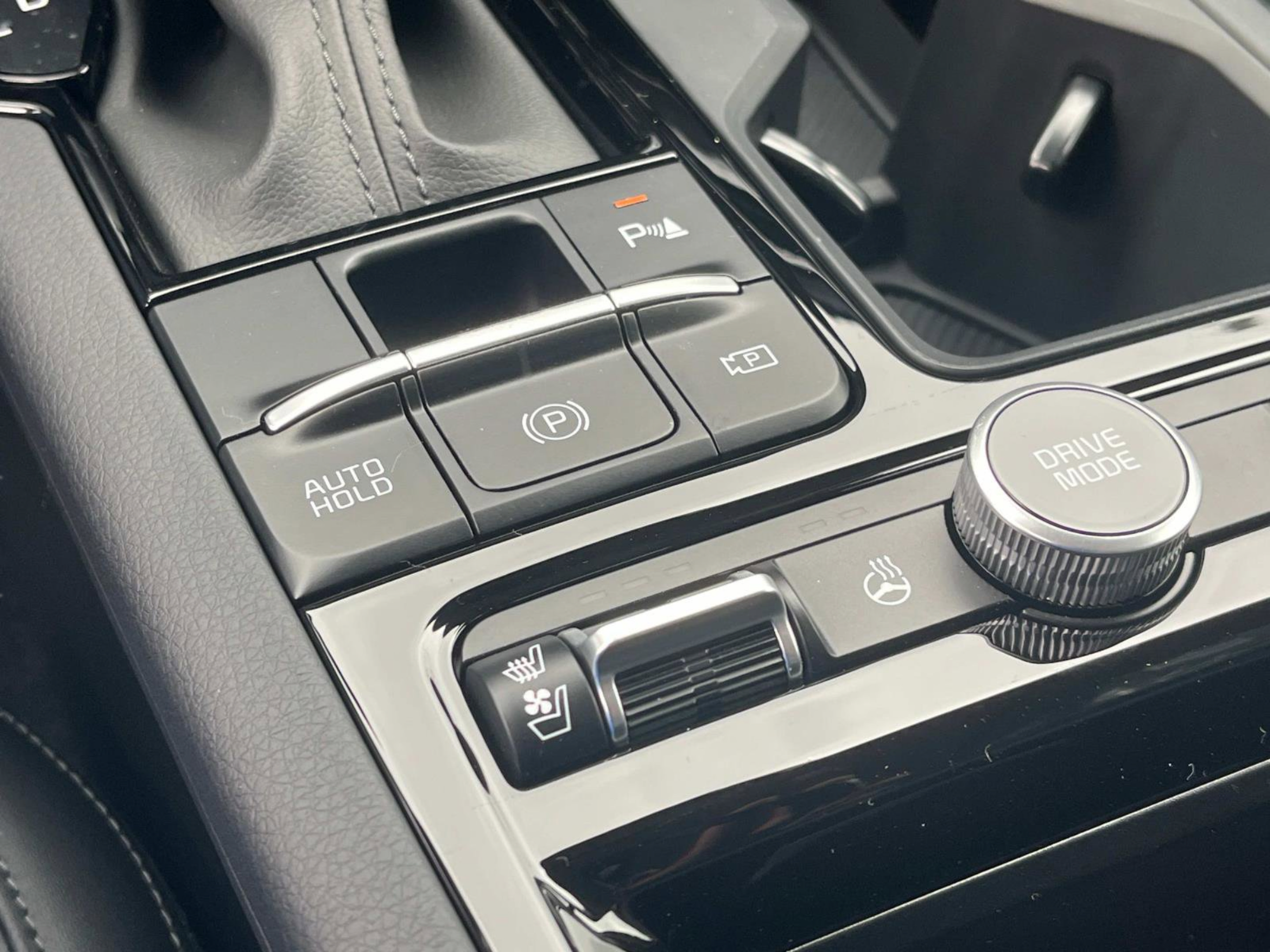 New 2025 Kia K5 EX FWD image 25