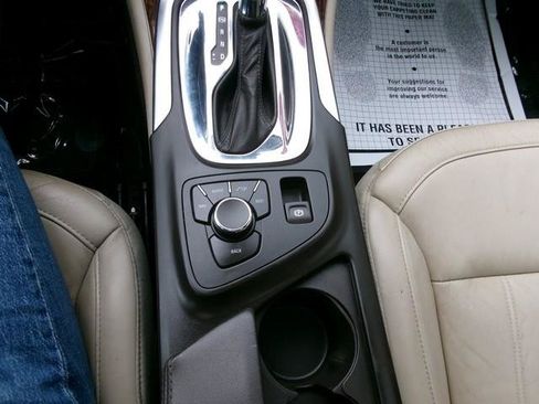 Used 2013 Buick Regal Premium FWD image 10