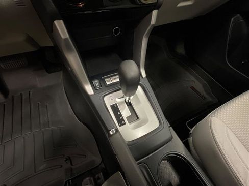 Used 2017 Subaru Forester 2.5i Premium w/ All-Weather Package image 16